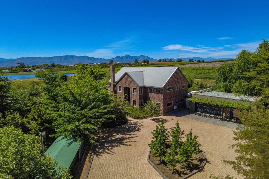 4 Bedroom Property for Sale in Riebeek Kasteel Western Cape